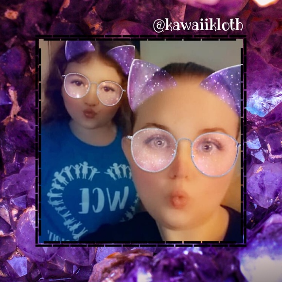 Meet your Posher, Megan - Picture 2 of 2